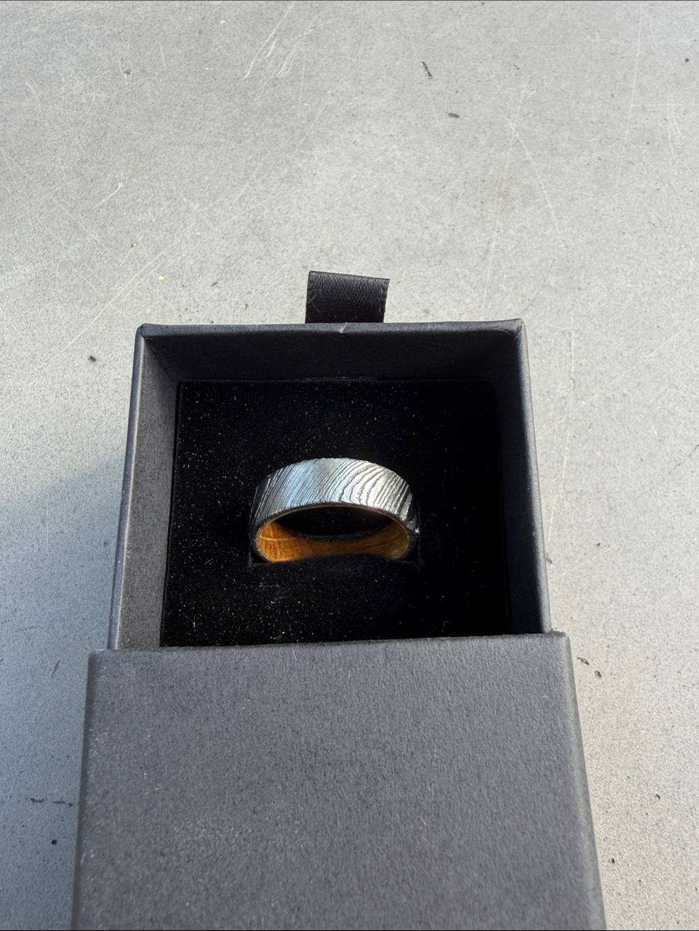 Men's Two-Tone Damascus Steel and Wood Inlay Ring - Silver & Brown